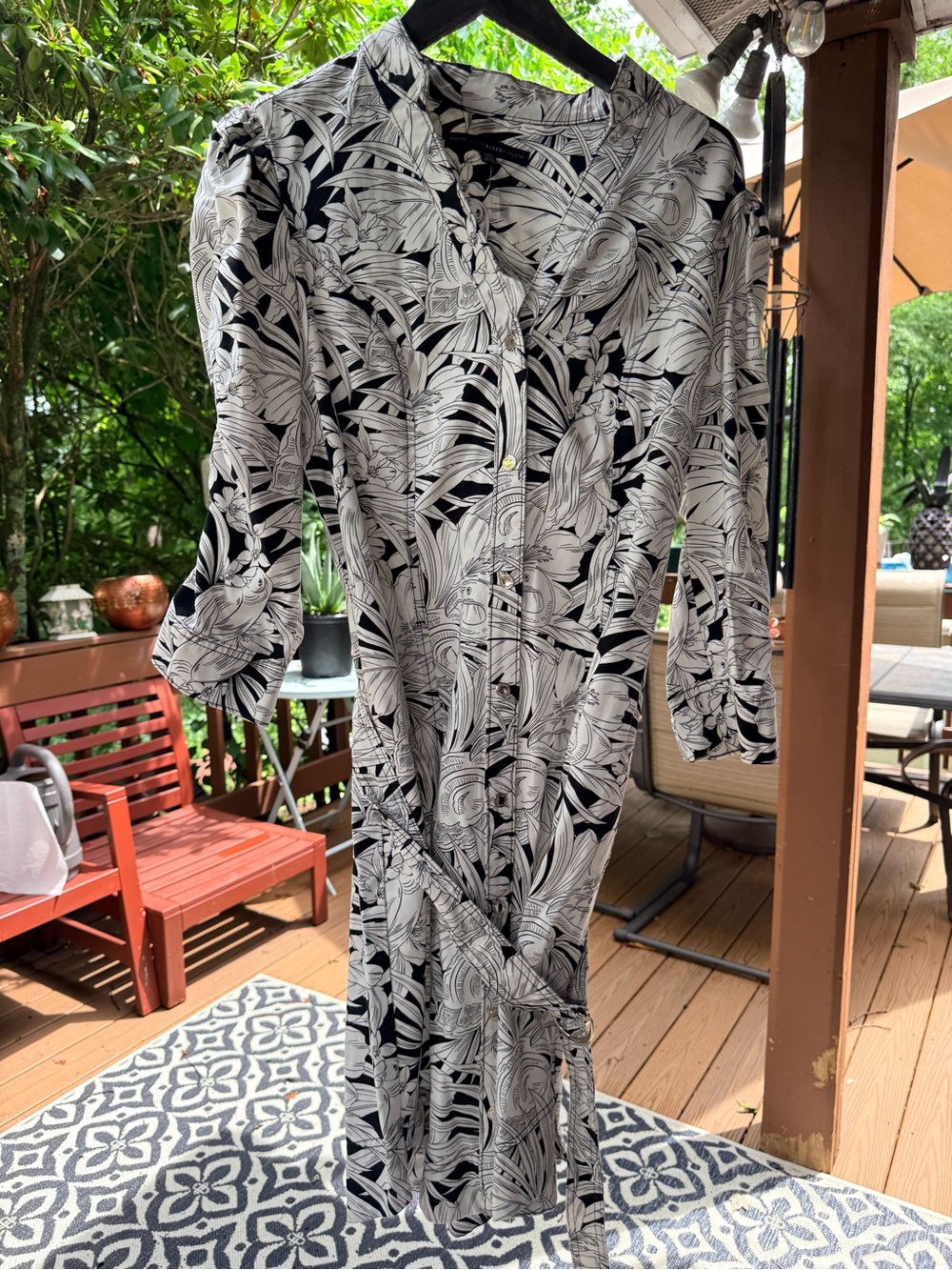 White House Black Market Black & White Floral Midi Dress